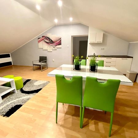 Apartments Suzi Crikvenica Bagian luar foto